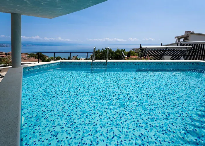 Apartamento Ziza-6 By Interhome